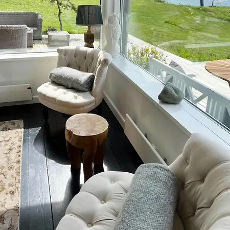 House With Sea View And Atrium Ferienhaus *